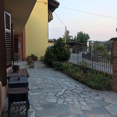 Relax Nel Noccioleto ξενώνας Novello Εξωτερικό φωτογραφία