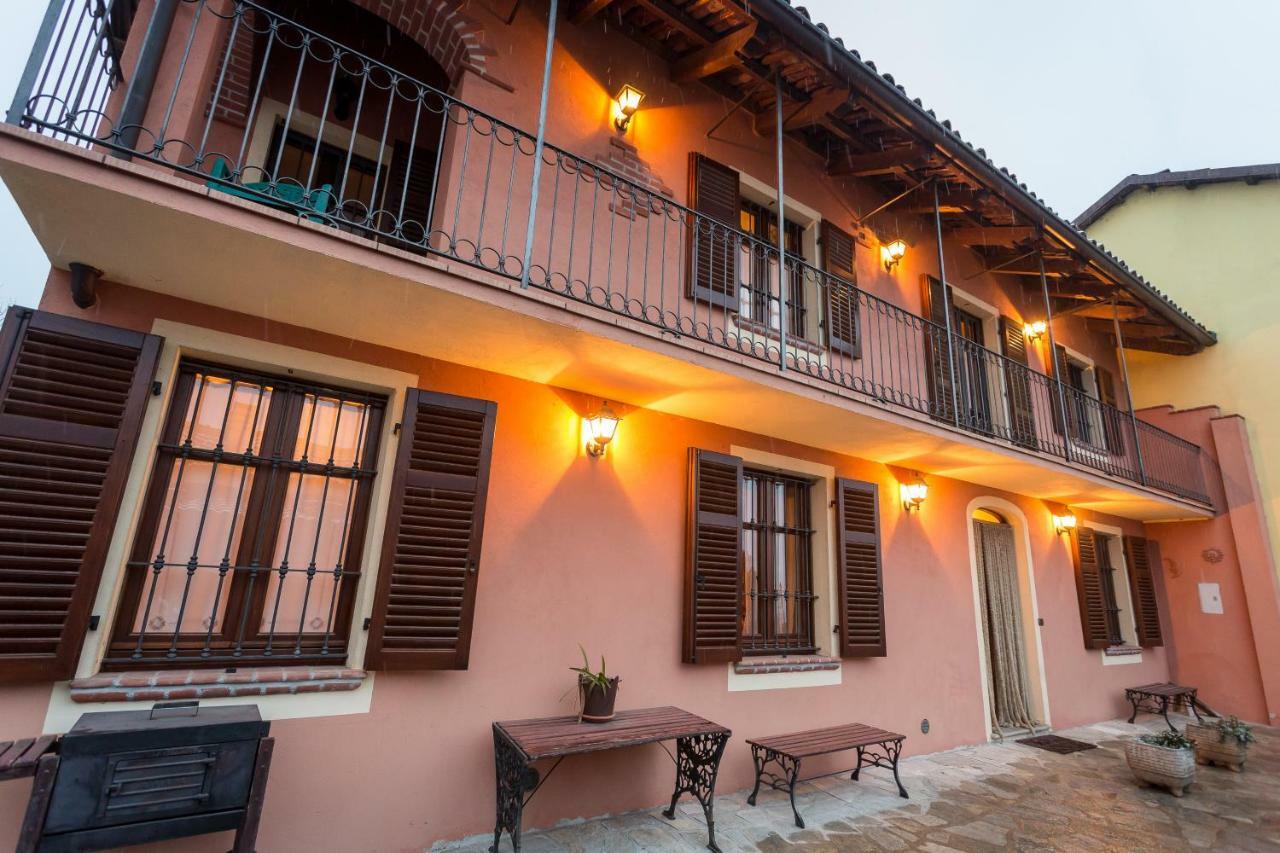 Relax Nel Noccioleto ξενώνας Novello Εξωτερικό φωτογραφία